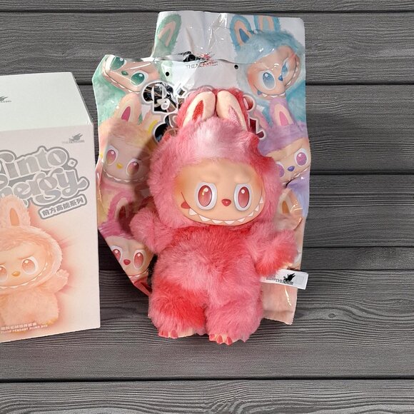 Authentic POP MART Labubu Big into Energy - LOVE (US SELLER) Confirmed - Picture 1 of 16